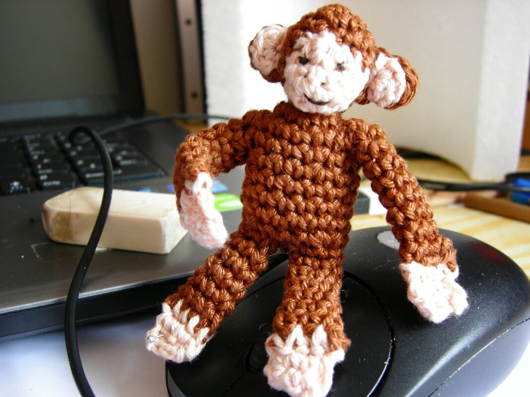 Häkelanleitung Affe Jojo (Klammeraffe, Schlüsselanhänger, Taschenbaumler) - Bild 7