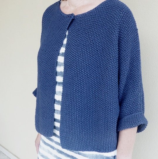 Saloppe Kurz-Jacke Strickanleitung Gr. S, M, L, XL (leicht)