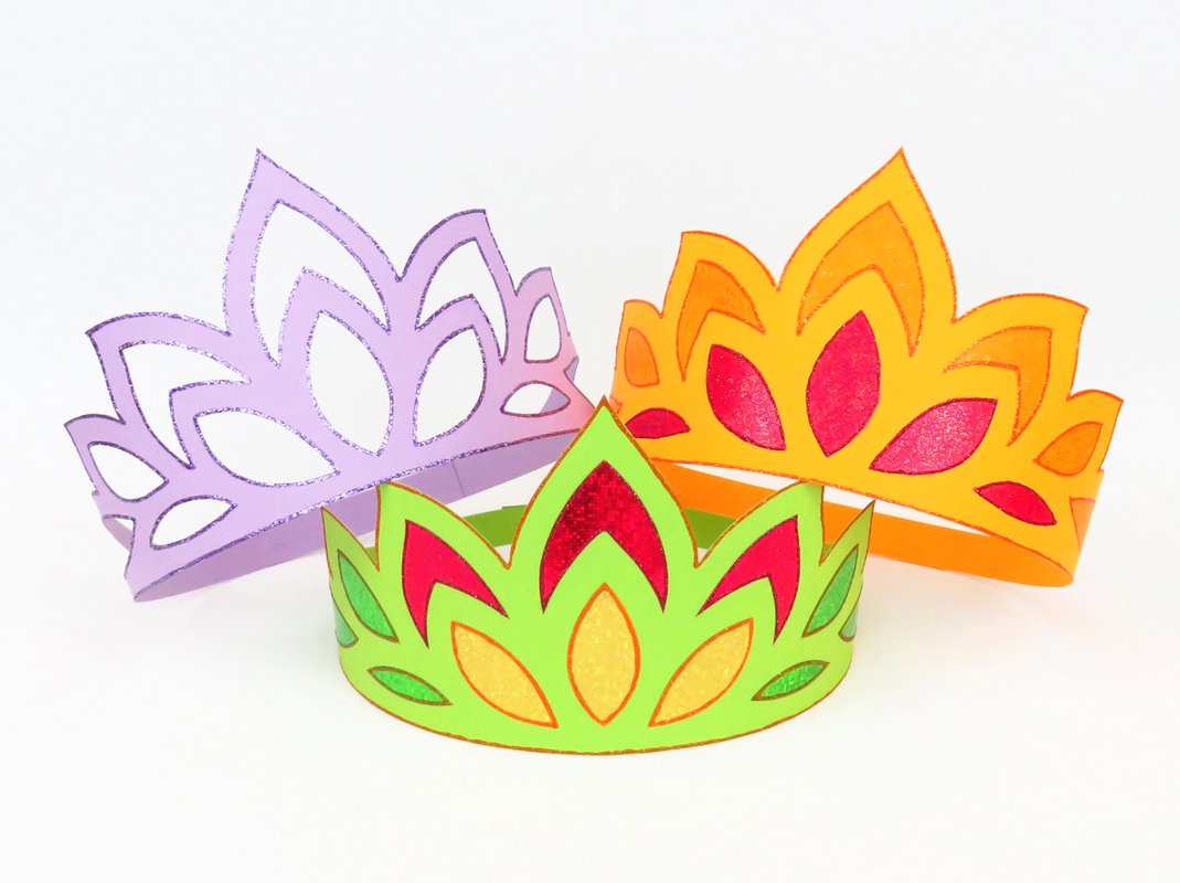 Prinzessinkrone in drei Varianten – Bastelvorlage und Anleitung