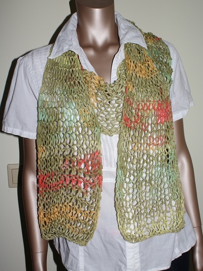 Strickanleitung luftiger Netzschal aus ca. 80 g Bändchengarn für Anfänger