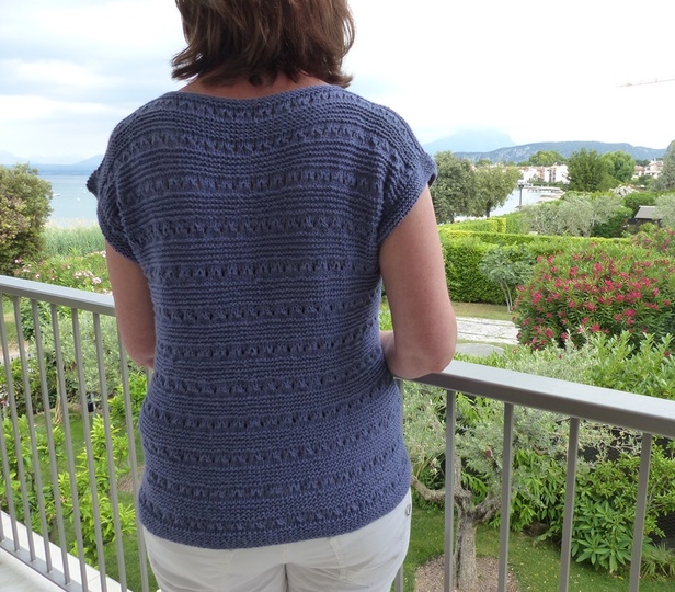 Strickanleitung  „Kurzarmpulli mit Lochmuster“