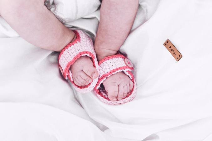Häkelanleitung für Babysandalen - Babyschuhe - Slipper für den Sommer