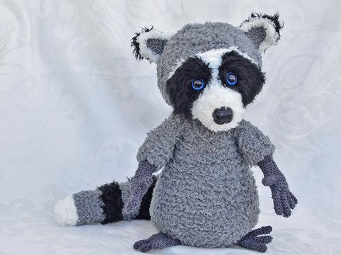 Waschbär incl Anleitung für Häkeln von Kuschelwolle Fransengarn