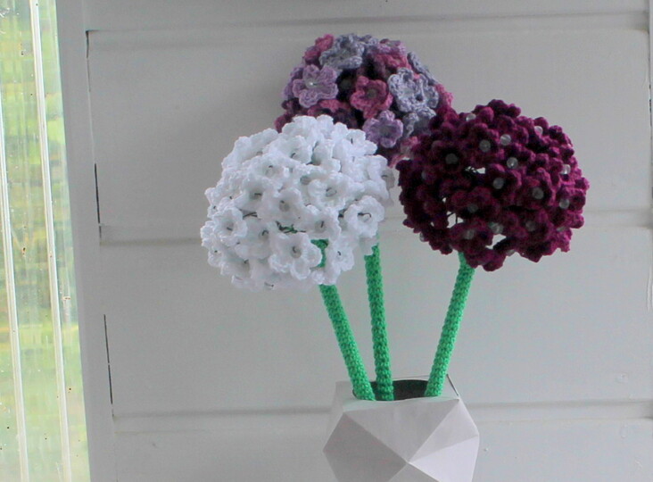 Allium häkeln – große Blütenkugeln für Vase und Deko (DE & EN)