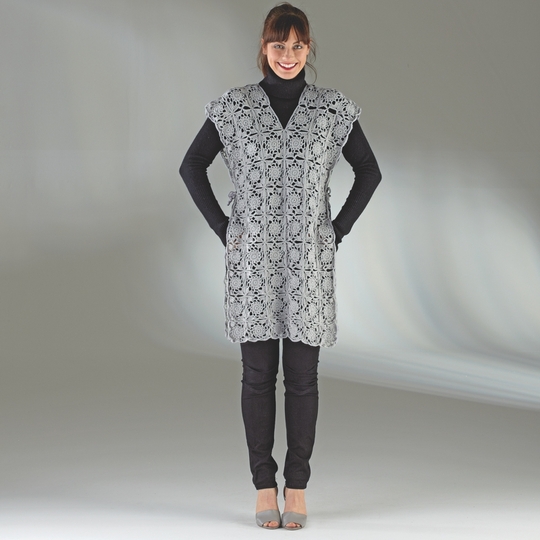 Häkelanleitung Damenponcho "Cablé Gitti" 756161