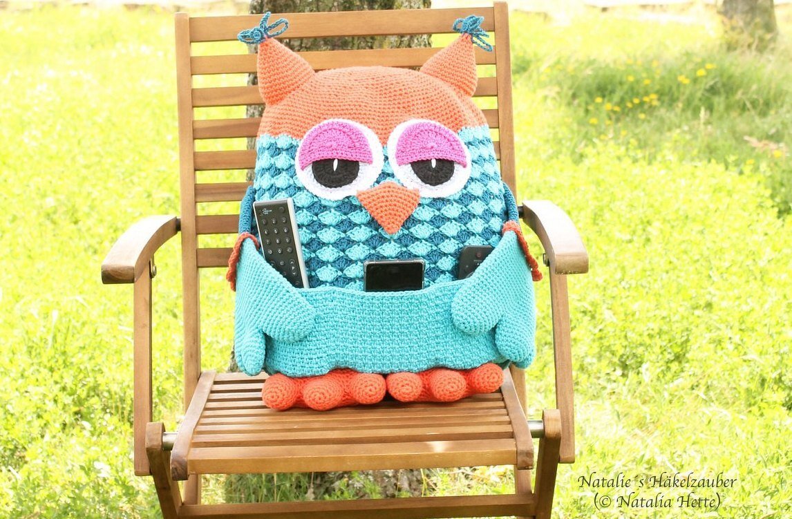 Pillow "Owl" with pockets (size: 40 X 50 cm)