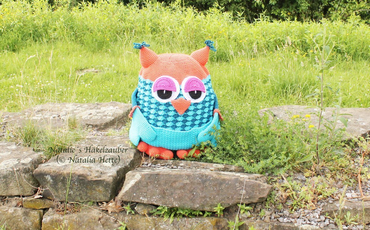 Pillow "Owl" with pockets (size: 40 X 50 cm)