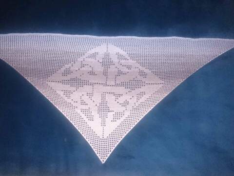 Motivtuch Keltischer Knoten, Dreieckstuch, Häkelanleitung