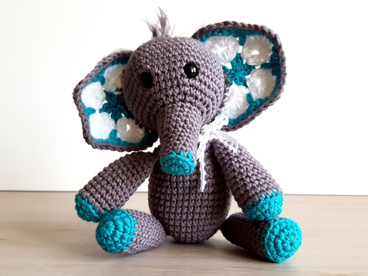 Enzo der kleine Elefant, Häkelanleitung, Dickhäuter, Babykuscheltier, Kuscheltier für Baby´s
