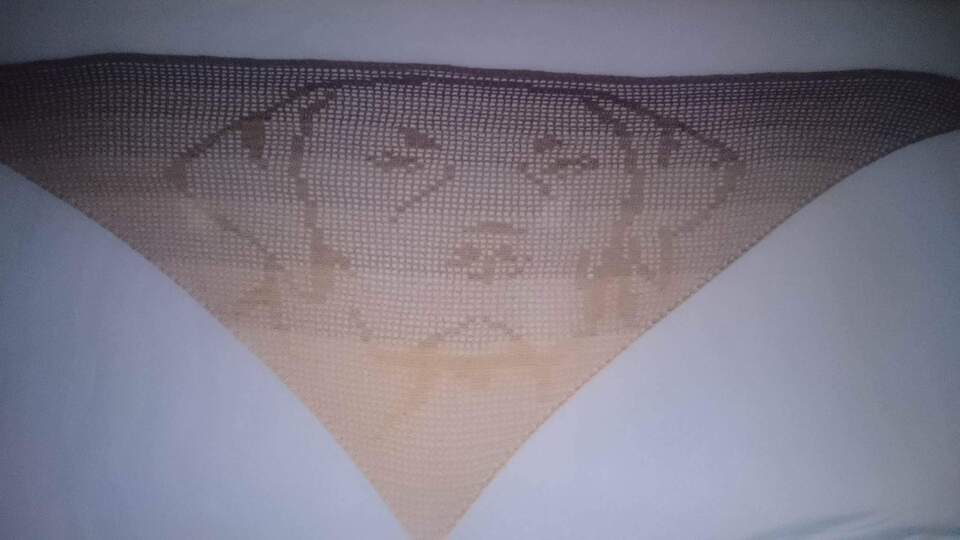 Motivtuch Labrador, Dreieckstuch, Häkelanleitung