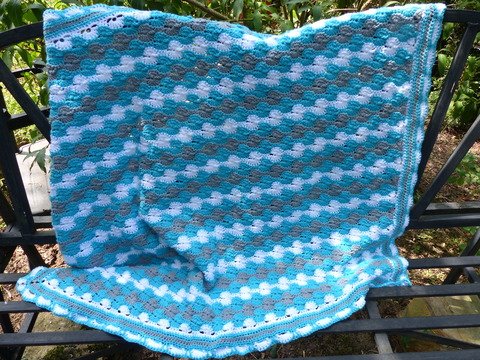 Gehäkelte Decke - Häkelanleitung Babydecke