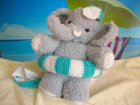 Häkelanleitung Elefant am Badestrand