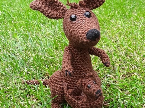 Känguru Mutti und Kind