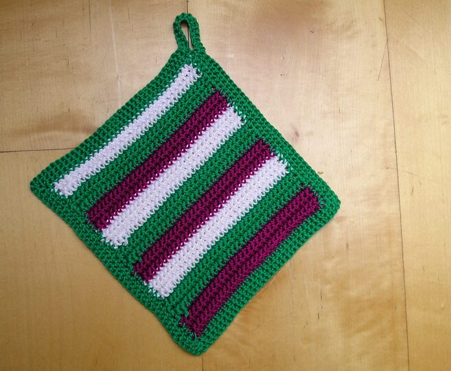 Häkelnaleitung Topflappenset "Aubergine"