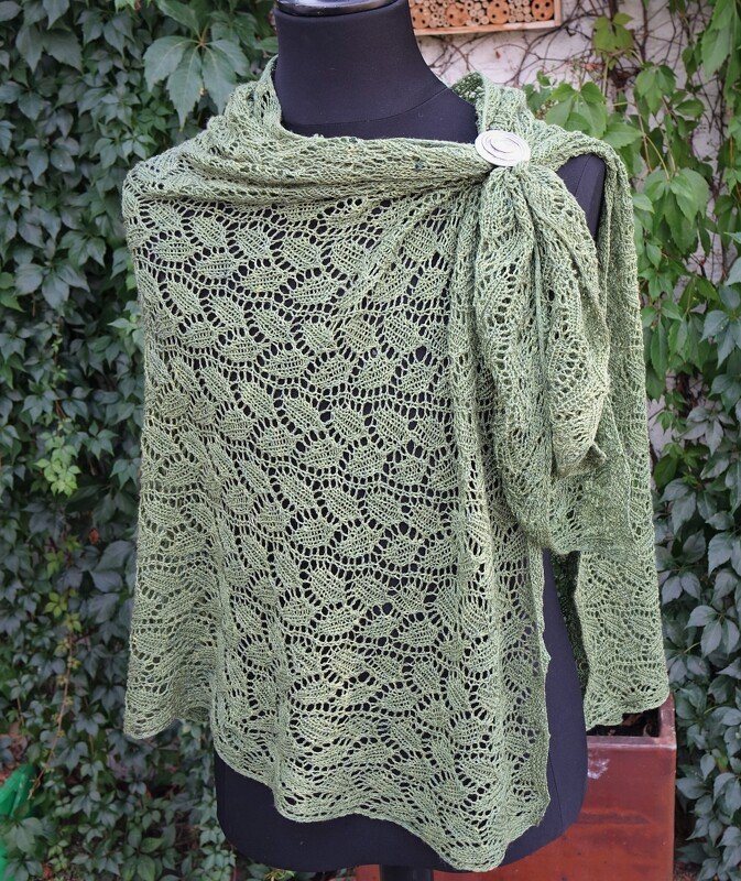 gestrickter Laceschal Elfenreigen - Bild 4