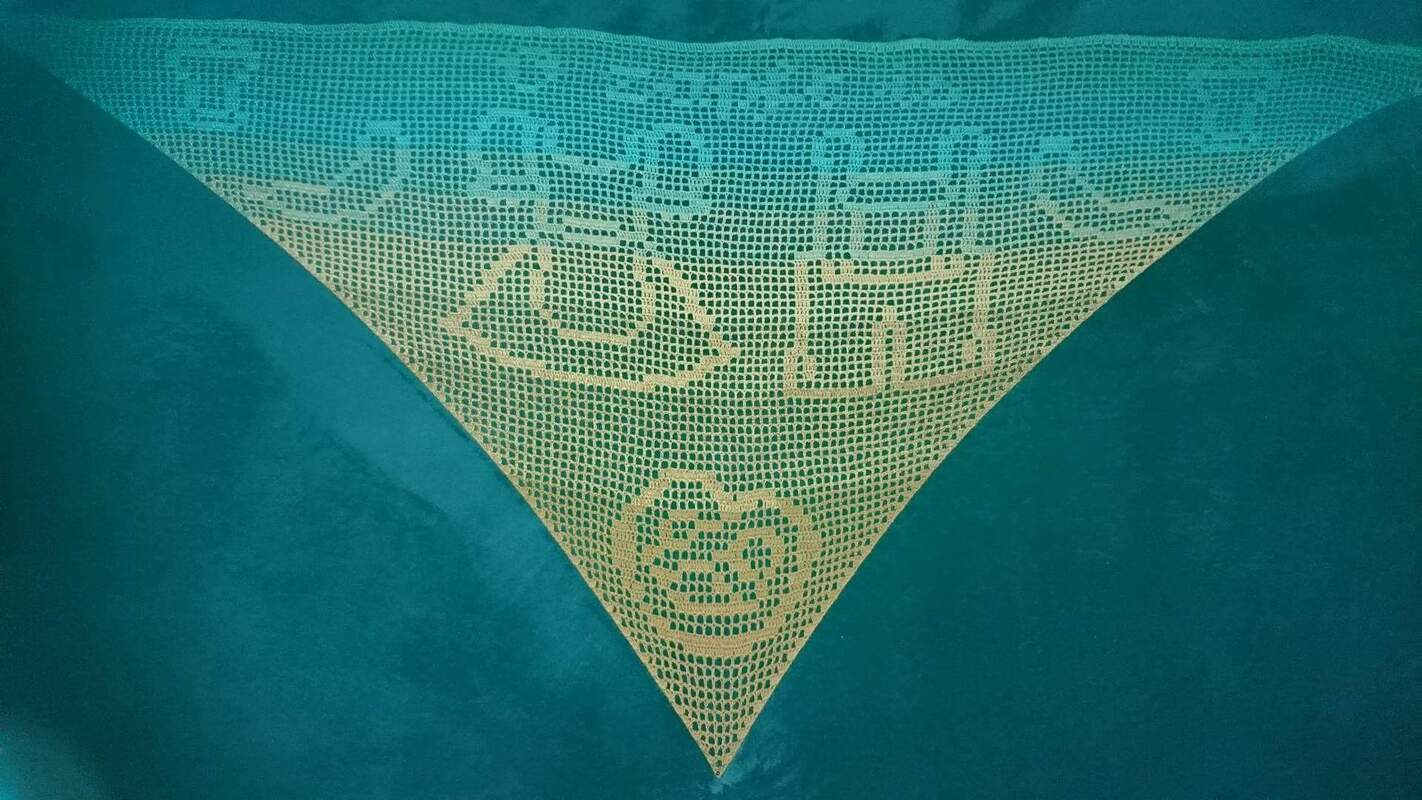 Motivtuch "O zapft is", Dreieckstuch, Häkelanleitung