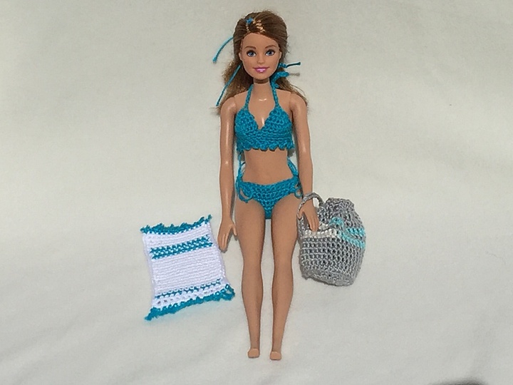 Häkelanleitung Bikini, Matchsack und Handtuch - für Anziehpuppe