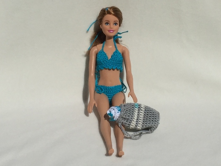 Häkelanleitung Bikini, Matchsack und Handtuch - für Anziehpuppe