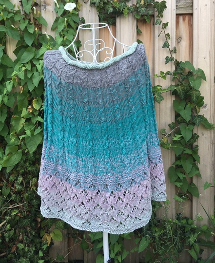 Poncho "MUSTER-DUO" mit 1 Bobbel Woolly Hugs sticken