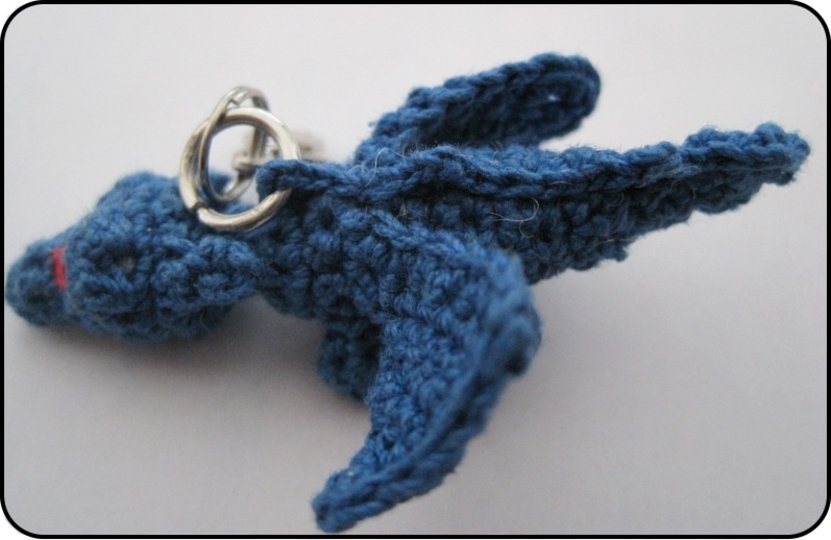 Drache Lumpi - Anhänger - Häkelanleitung