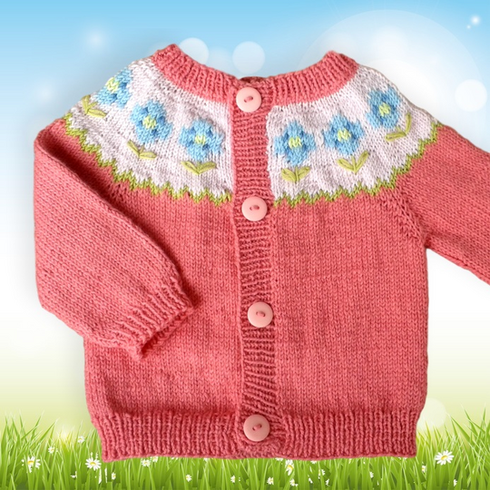 Jacke Rundpasse mit Blumen und Mütze Strickanleitung