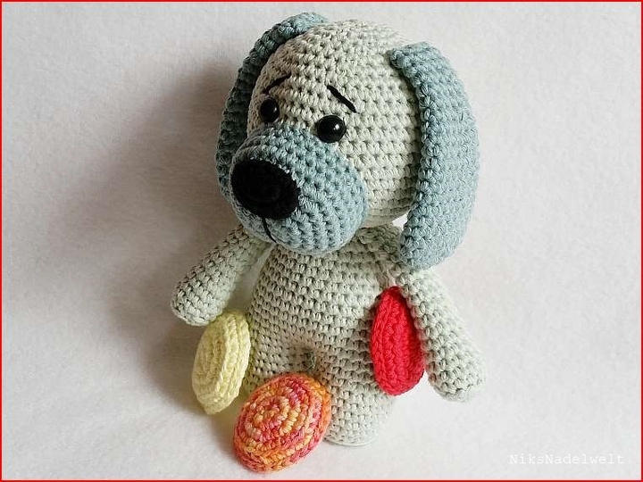 Häkelanleitung - Hund Tobi der Frisbee-Jäger