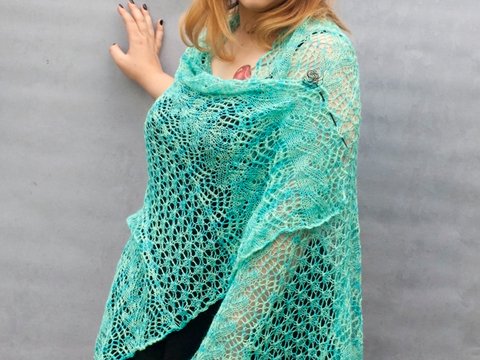 Linnea - luftiges Lacetuch