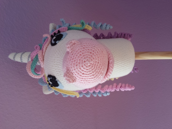 Cilly das Stecken-Einhorn / Steckenpferd