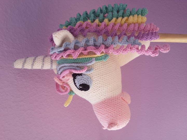 Cilly das Stecken-Einhorn / Steckenpferd