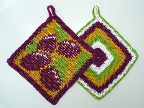 Häkelnaleitung Topflappenset "Pflaumen"