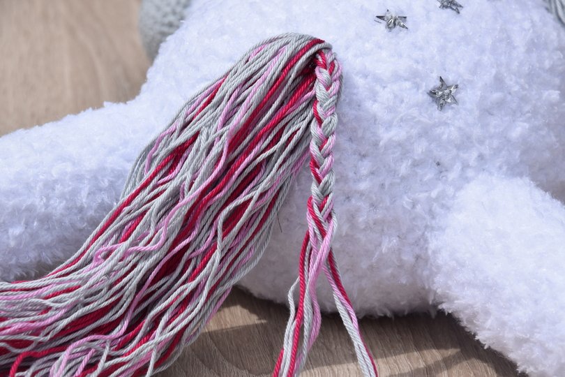 - STELLA - XXL Kuschel-Einhorn häkeln,  flauschiges Einhorn, Plüschtier