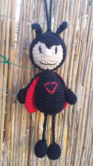 Karl der Marienkäfer als Taschenbaumler