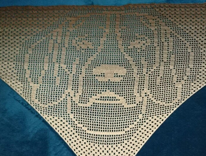 Motivtuch Beagle, Dreieckstuch, Häkelanleitung