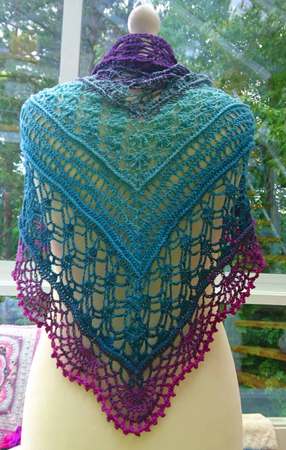 Cala Saraina - Triangle Shawl