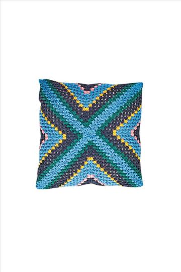 Buntes Kissen häkeln