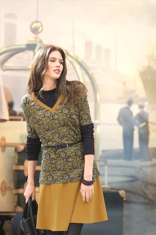 Taillierter Pullunder aus elastisch gemustertem Stoff nähen