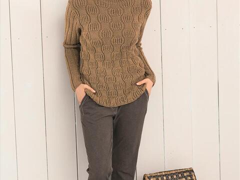 Gestrickter Pulli mit Smokmuster aus Kaschmir-Seidengarn