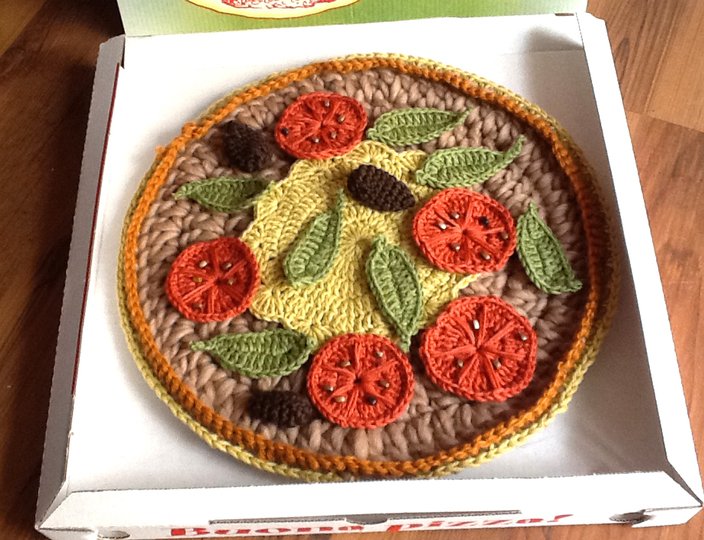 gehäkelte Pizza