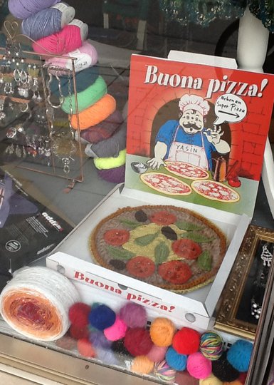 gehäkelte Pizza