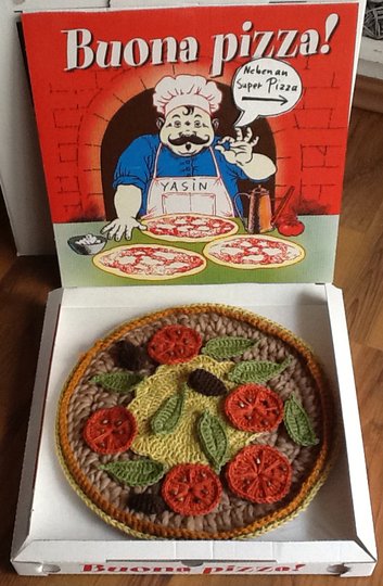 gehäkelte Pizza