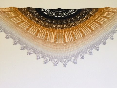 Exklusives Tuch Inanna / UPDATE 02.2018