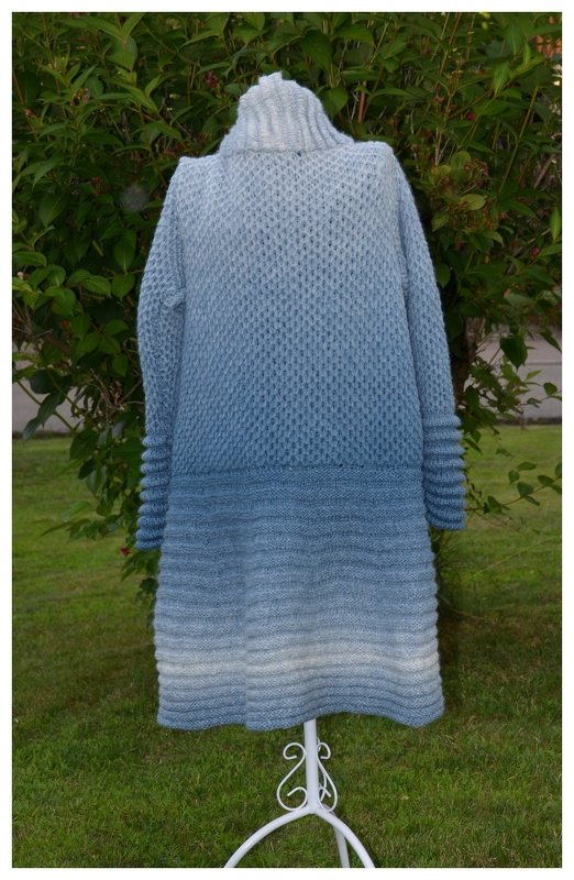 Mantel "Hygge by Woolly" in Großen Größen aus Woolly Hugs CLOUD stricken - Bild 3