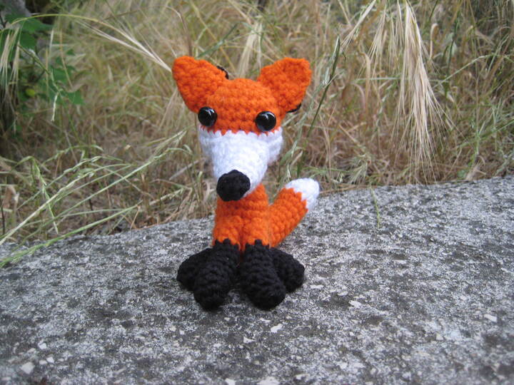 Amigurumi fox crochet pattern