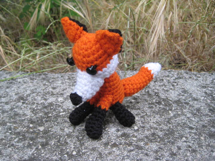 Amigurumi fox crochet pattern