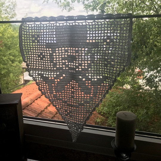 Häkeln / Tischläufer / Gardine / Winter