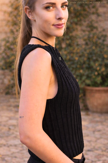 Crochet Pattern Top Black#Beauty | Sleeveless Crochet Top with Back Detail