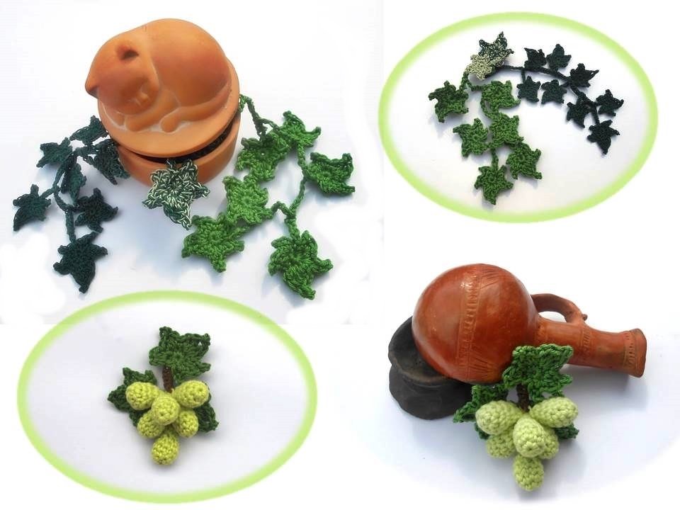 Vier Motive gehäkelter Efeuranken und Trauben, arrangiert mit Terrakotta-Dekorationen auf weißem Hintergrund.