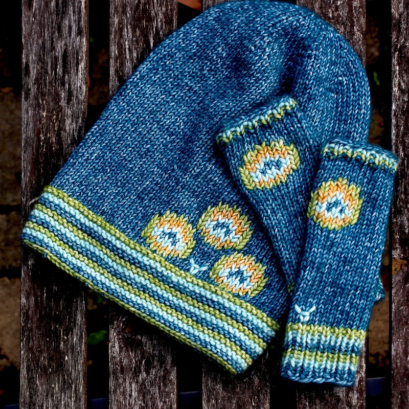 Set Strickanleitung Mütze und Armstulpen Pfau für Mädchen 5/6 Jahre