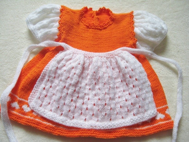 Strickanleitung Babydirndl Gr. 62, 68/74 und 80/86