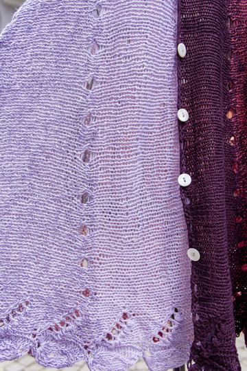 Schulterwärmer "Fächerspiel" aus 1 Woolly Hugs Bobbel-Cotton gestrickt